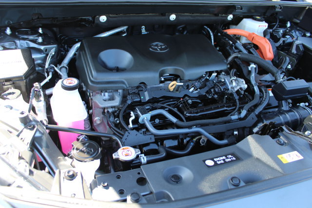 Certified 2025 Toyota RAV4 XLE AWD/4WD image 58
