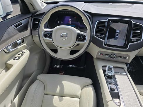 Certified 2023 Volvo XC90 T8 Ultimate AWD/4WD image 19