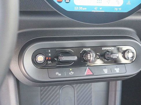 Used 2025 MINI Cooper S FWD image 19