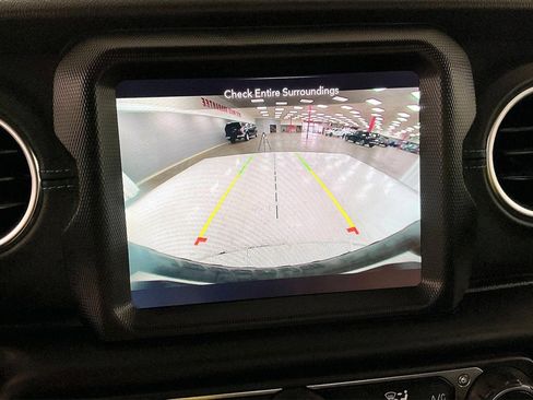 Used 2022 Jeep Wrangler Unlimited Rubicon 4xe image 14