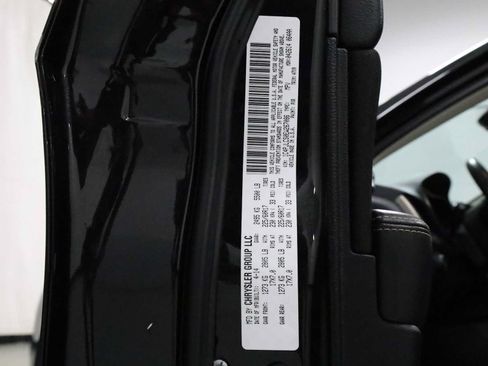 Used 2014 Jeep Cherokee Latitude w/ Cold Weather Group FWD image 41