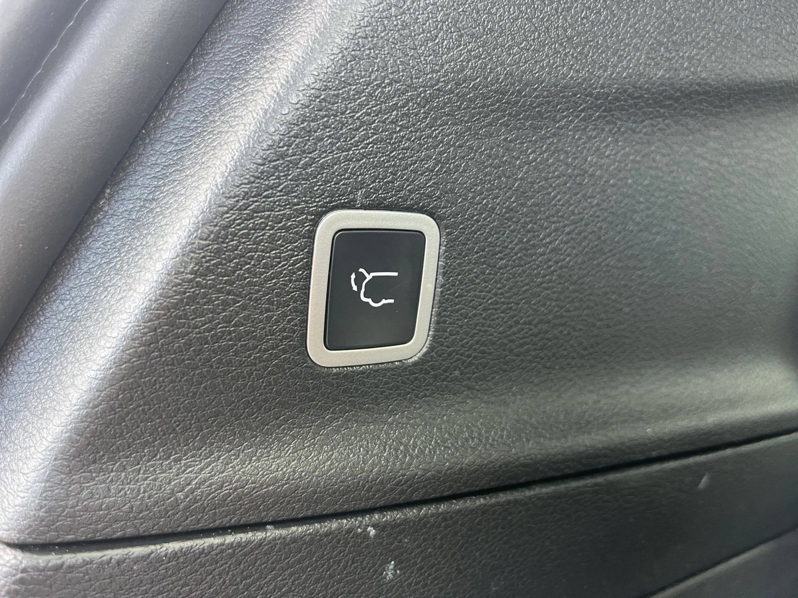 Used 2025 Chrysler Pacifica Select FWD image 22