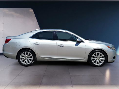 Used 2014 Chevrolet Malibu LT image 6