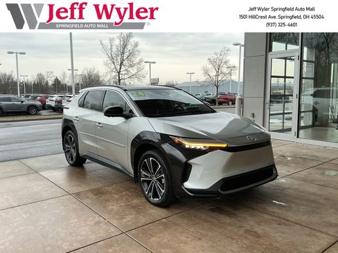 Used 2024 Toyota bZ4X AWD w/ Weather Package image 1