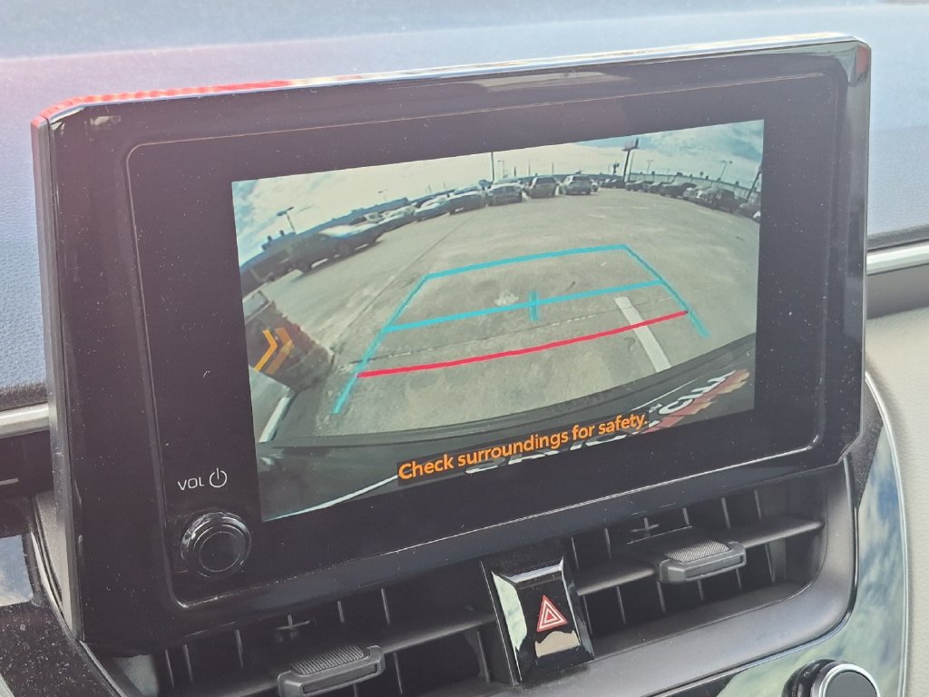 Certified 2025 Toyota Corolla Cross LE FWD image 19