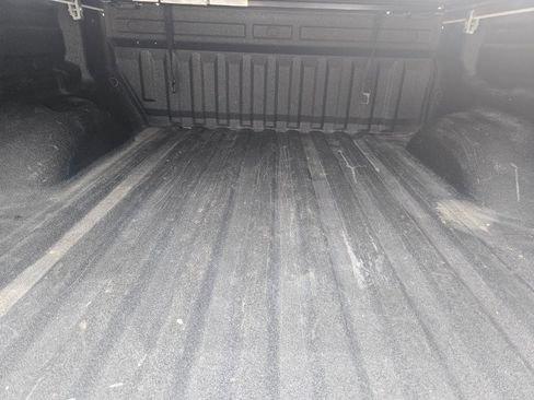 Used 2016 GMC Canyon SLT w/ Driver Alert Package image 9