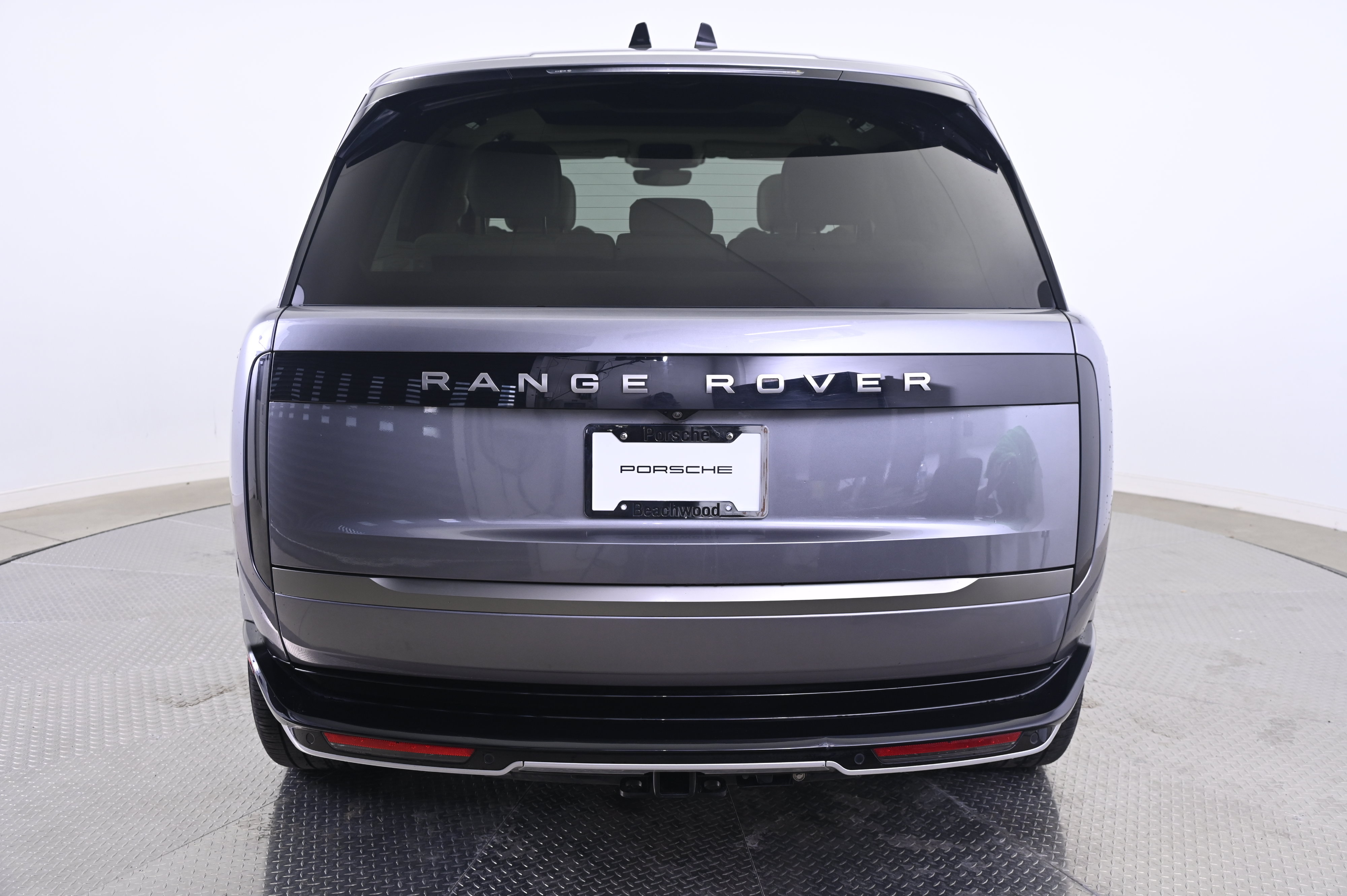 Used 2024 Land Rover Range Rover SE AWD/4WD image 6