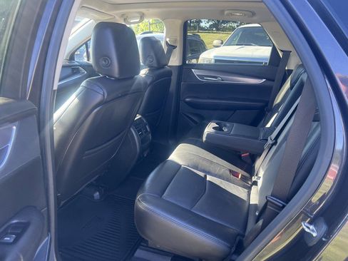 Used 2019 Cadillac XT5 Luxury AWD/4WD image 8