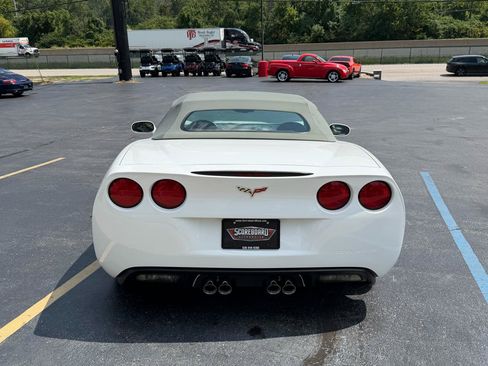 Used 2007 Chevrolet Corvette Convertible w/ Preferred Equipment Group RWD image 4