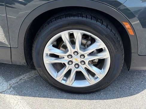 Used 2019 Chevrolet Blazer LT w/ Sun and Wheels Package AWD/4WD image 11