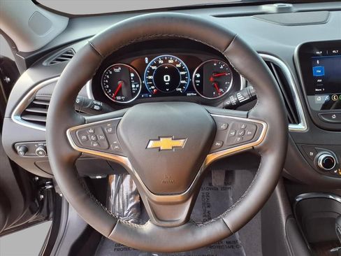 Used 2024 Chevrolet Malibu LT image 13