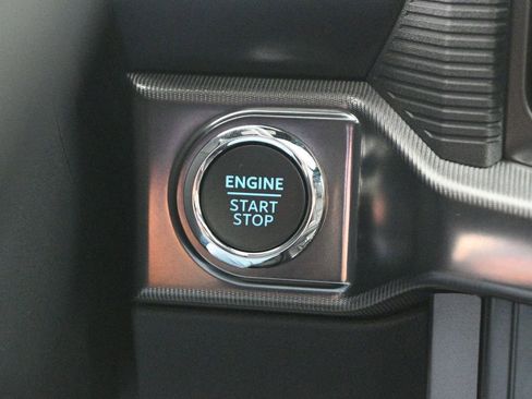 New 2025 Ford F150 Lariat w/ Equipment Group 502A High image 24