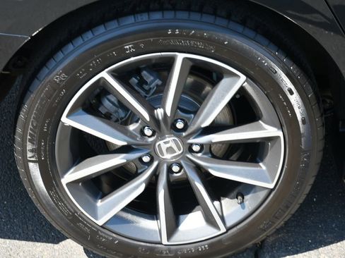 Used 2021 Honda Accord EX-L image 16
