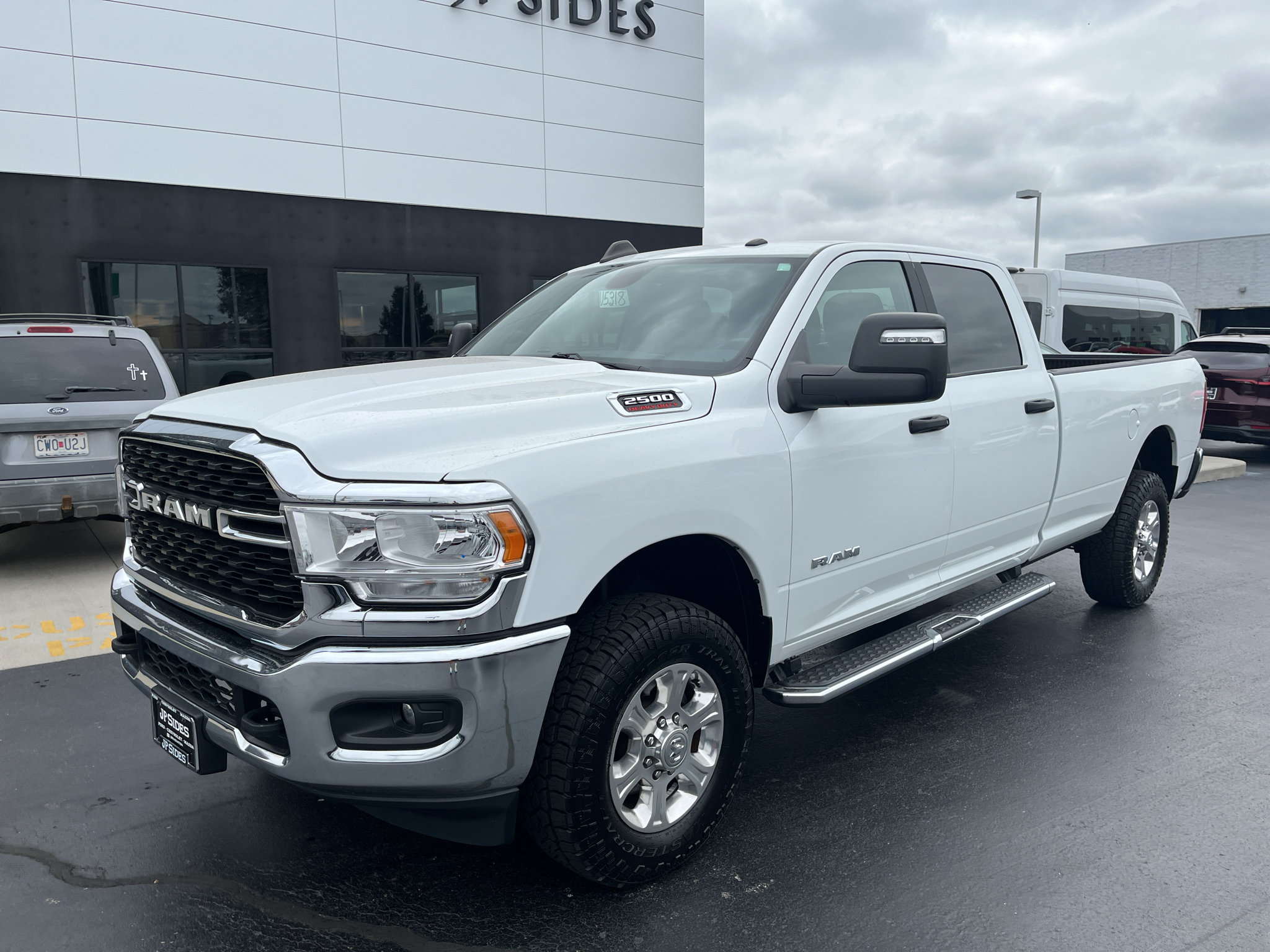 Used 2024 RAM 2500 Big Horn AWD/4WD image 4