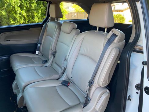 Used 2021 Honda Odyssey EX-L image 26
