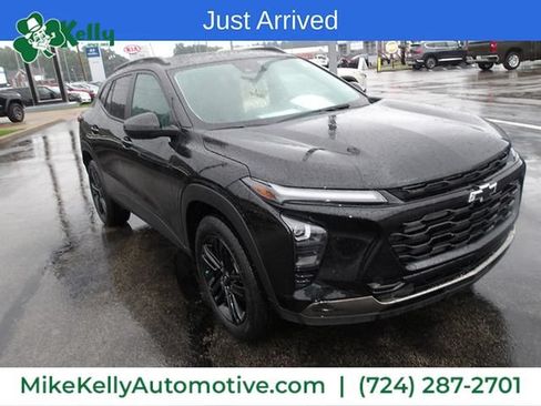 Used 2024 Chevrolet Trax ACTIV w/ Sunroof Package FWD image 1