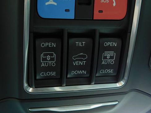 New 2026 Jeep Cherokee Overland image 34