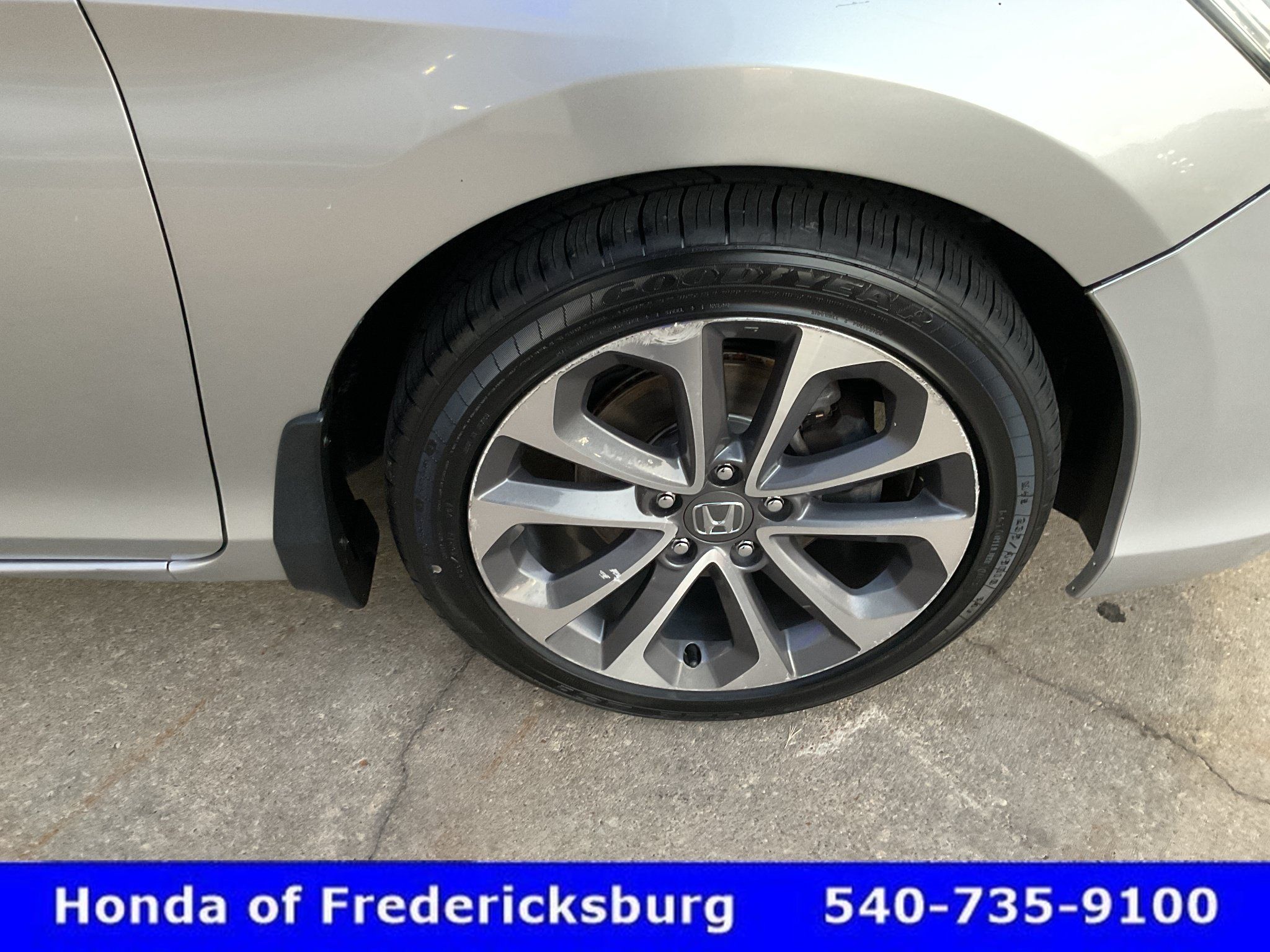 Used 2015 Honda Accord Sport image 13