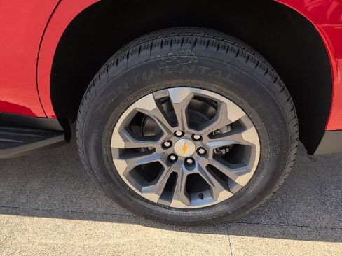 New 2026 Chevrolet Tahoe LS image 3