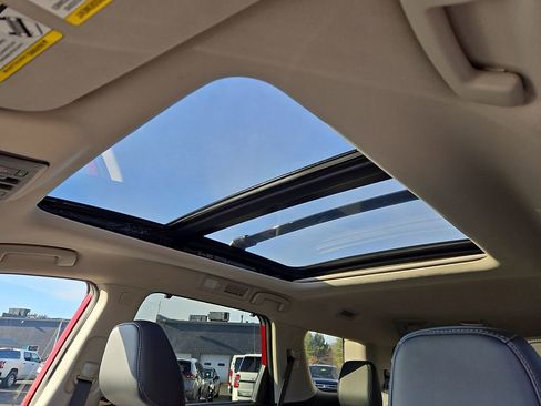 Certified 2023 Nissan Pathfinder SL w/ SL Premium Package image 15