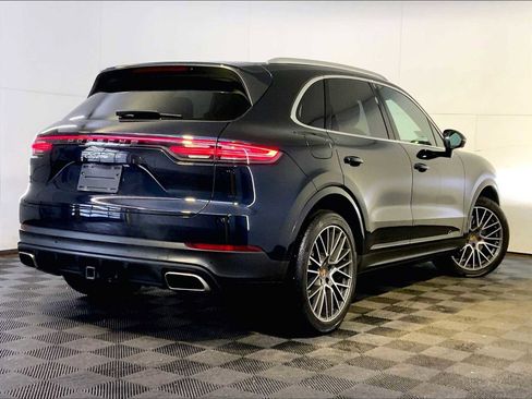 Certified 2023 Porsche Cayenne image 7