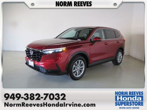 Used 2025 Honda CR-V EX image 1
