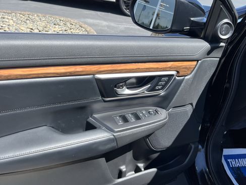 Used 2022 Honda CR-V Touring image 19