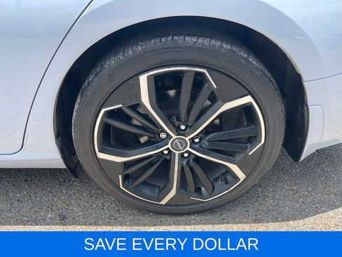 Used 2023 Nissan Altima 2.5 SR w/ SR Premium Package FWD image 25