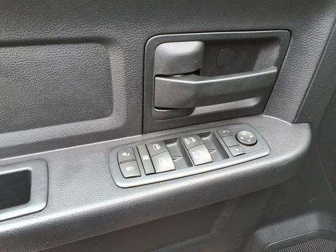 Used 2016 RAM 1500 Express w/ Black Ram 1500 Express Group AWD/4WD image 12