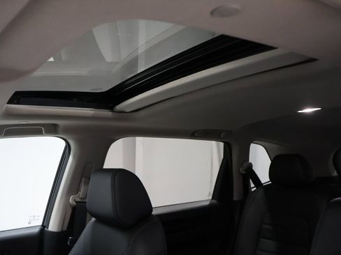 Used 2025 Honda CR-V EX-L image 9