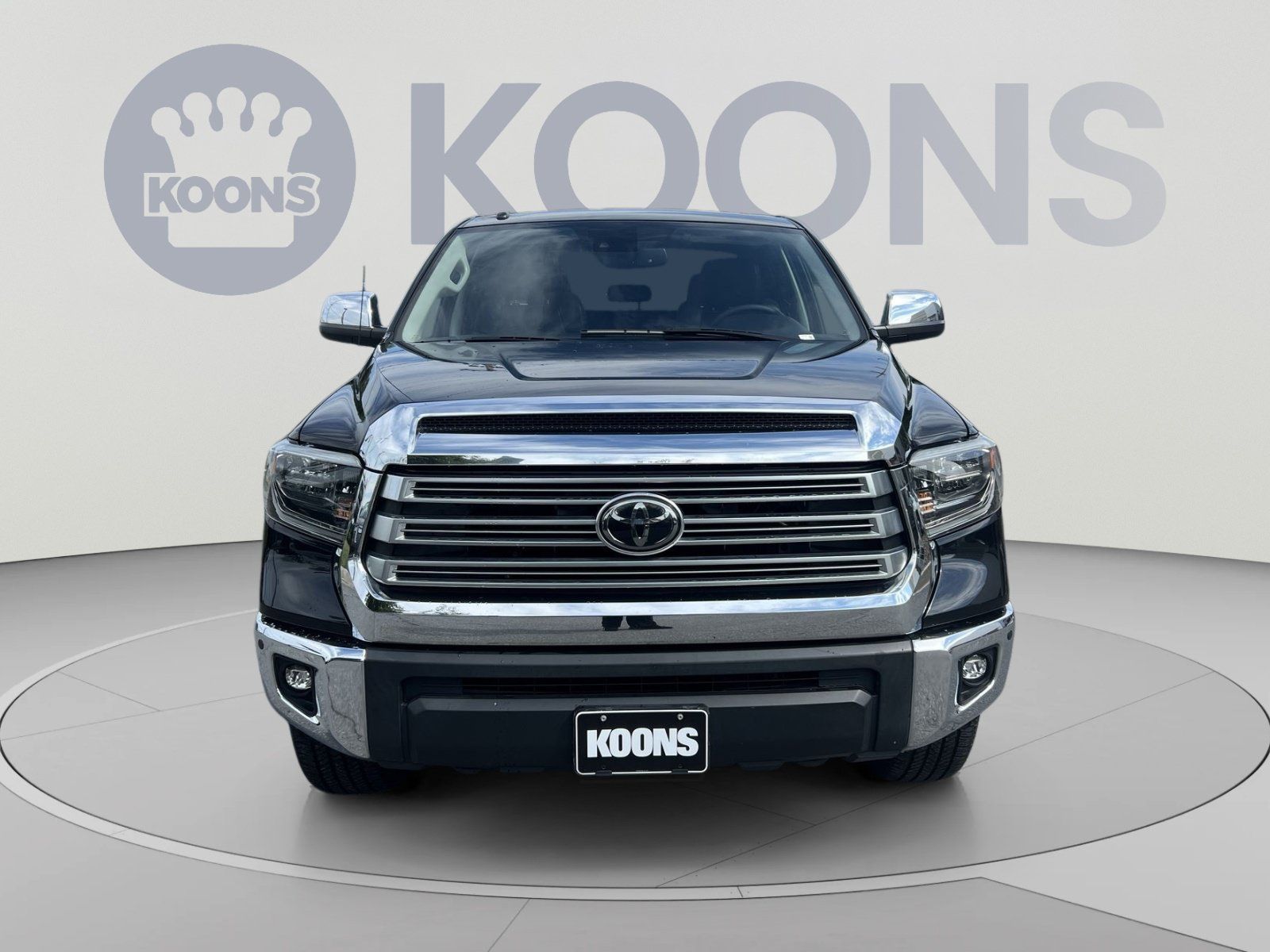 Used 2018 Toyota Tundra Limited w/ Limited Premium Package AWD/4WD image 11