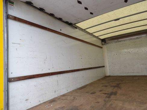 Used 2021 GMC Savana 3500 Extended w/ Power Convenience Package image 33