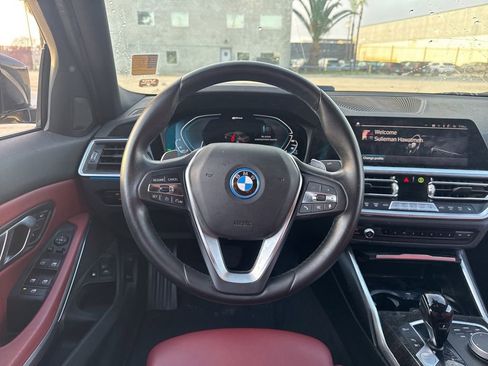 Used 2022 BMW 330e 330e iPerformance w/ Driving Assistance Package image 11