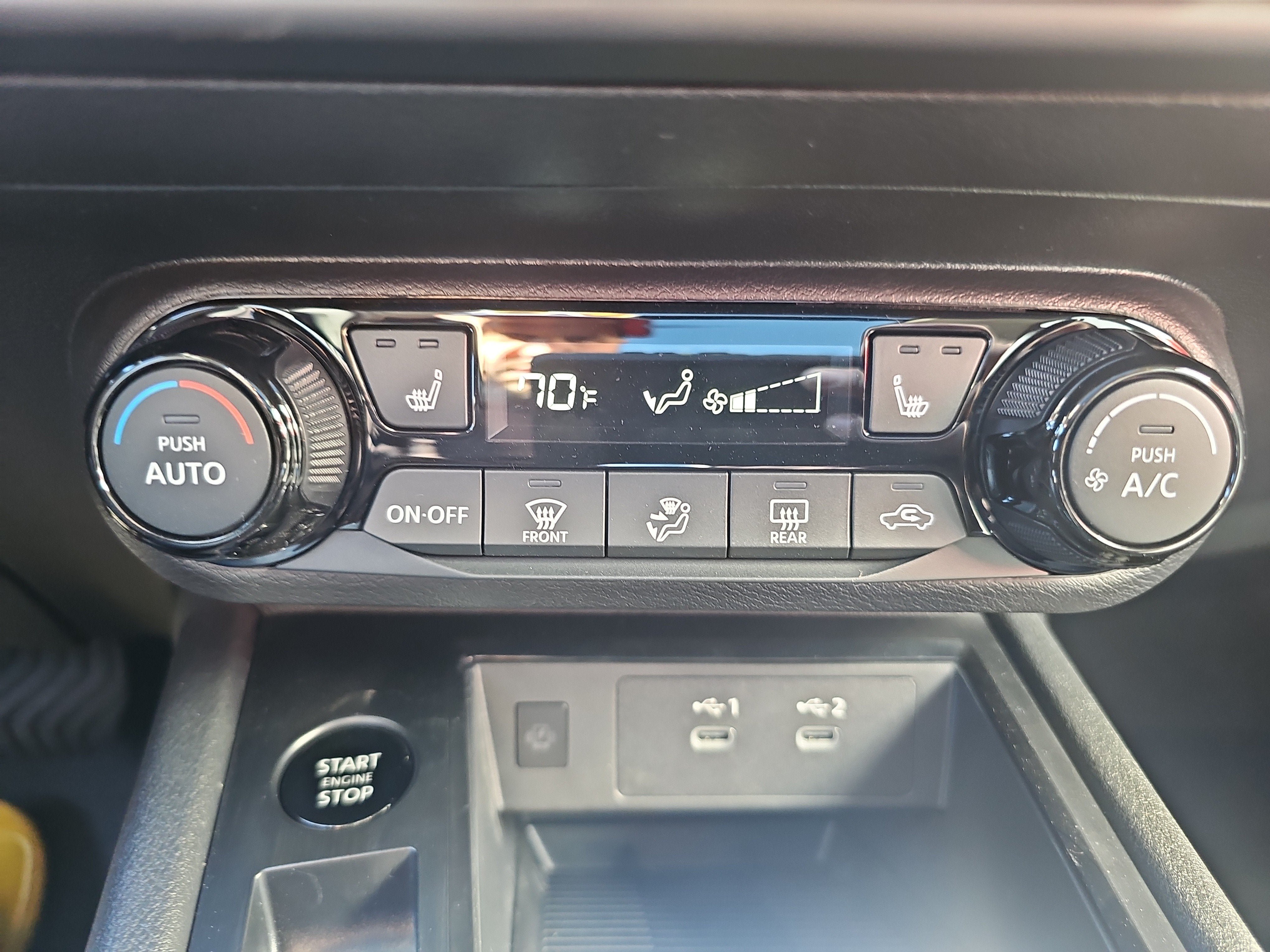 New 2027 Nissan Kicks SV w/ SV Premium Package AWD/4WD image 28