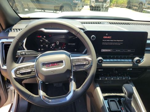 New 2026 GMC Canyon Elevation w/ Convenience Package RWD image 14