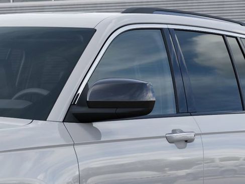 Certified 2025 Jeep Grand Cherokee Laredo X image 12