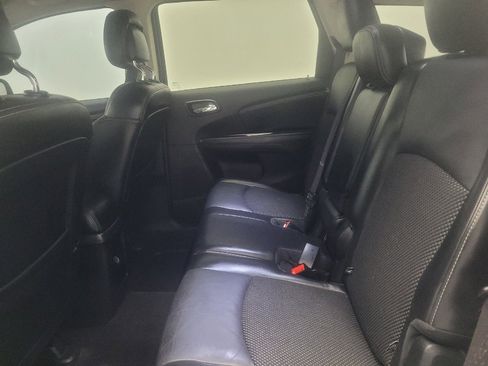 Used 2018 Dodge Journey Crossroad FWD image 18