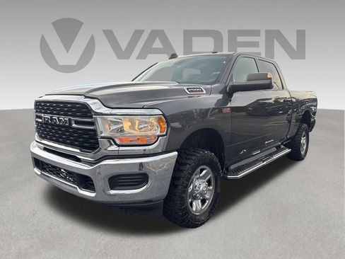 Used 2022 RAM 2500 Big Horn AWD/4WD image 1