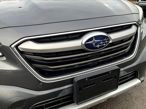 Used 2020 Subaru Outback Limited image 24