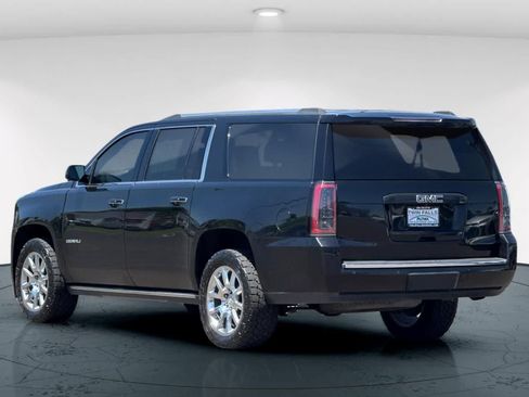 Used 2017 GMC Yukon XL Denali w/ Open Road Package AWD/4WD image 8