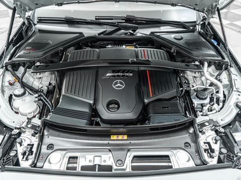 Used 2026 Mercedes-Benz E 53 AMG e 4MATIC Sedan image 12