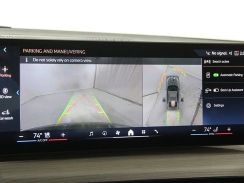 Used 2026 BMW 330i xDrive 330i xDrive w/ M Sport Package image 13