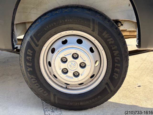 Used 2024 RAM ProMaster 2500 w/ Convenience Group FWD image 29