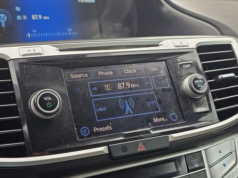 Used 2015 Honda Accord EX-L image 6