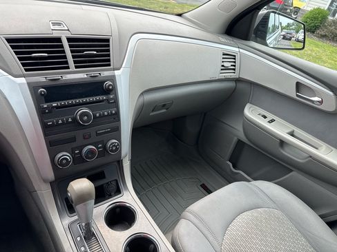 Used 2012 Chevrolet Traverse LS FWD image 16