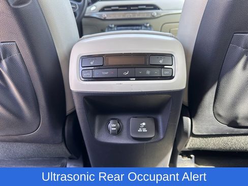 Used 2022 Hyundai Palisade SEL w/ Premium Package image 19