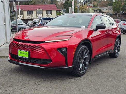 New 2026 Toyota Crown Signia AWD/4WD image 3