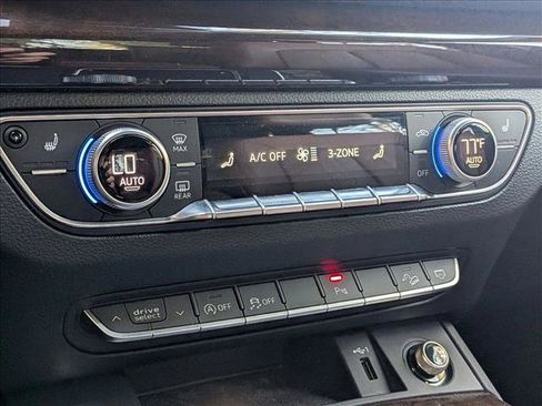 Used 2018 Audi Q5 2.0T Premium Plus w/ Premium Plus Package image 9