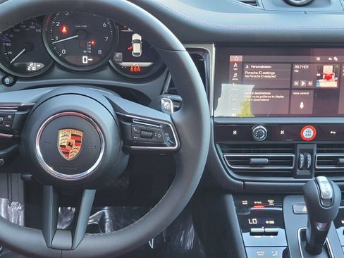 New 2026 Porsche Macan AWD/4WD image 17