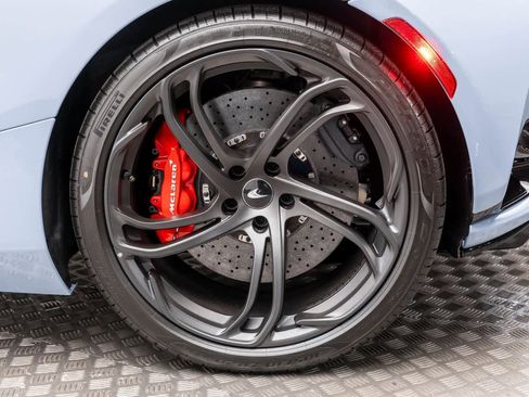 New 2026 McLaren 750S image 41